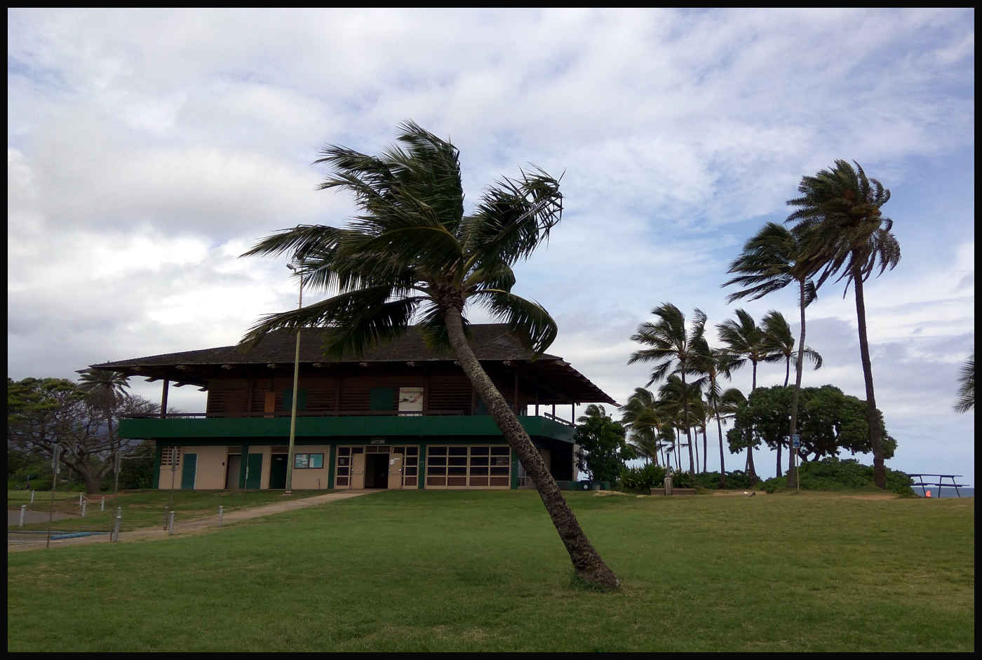 Haleʻiwa Aliʻi Beach Park