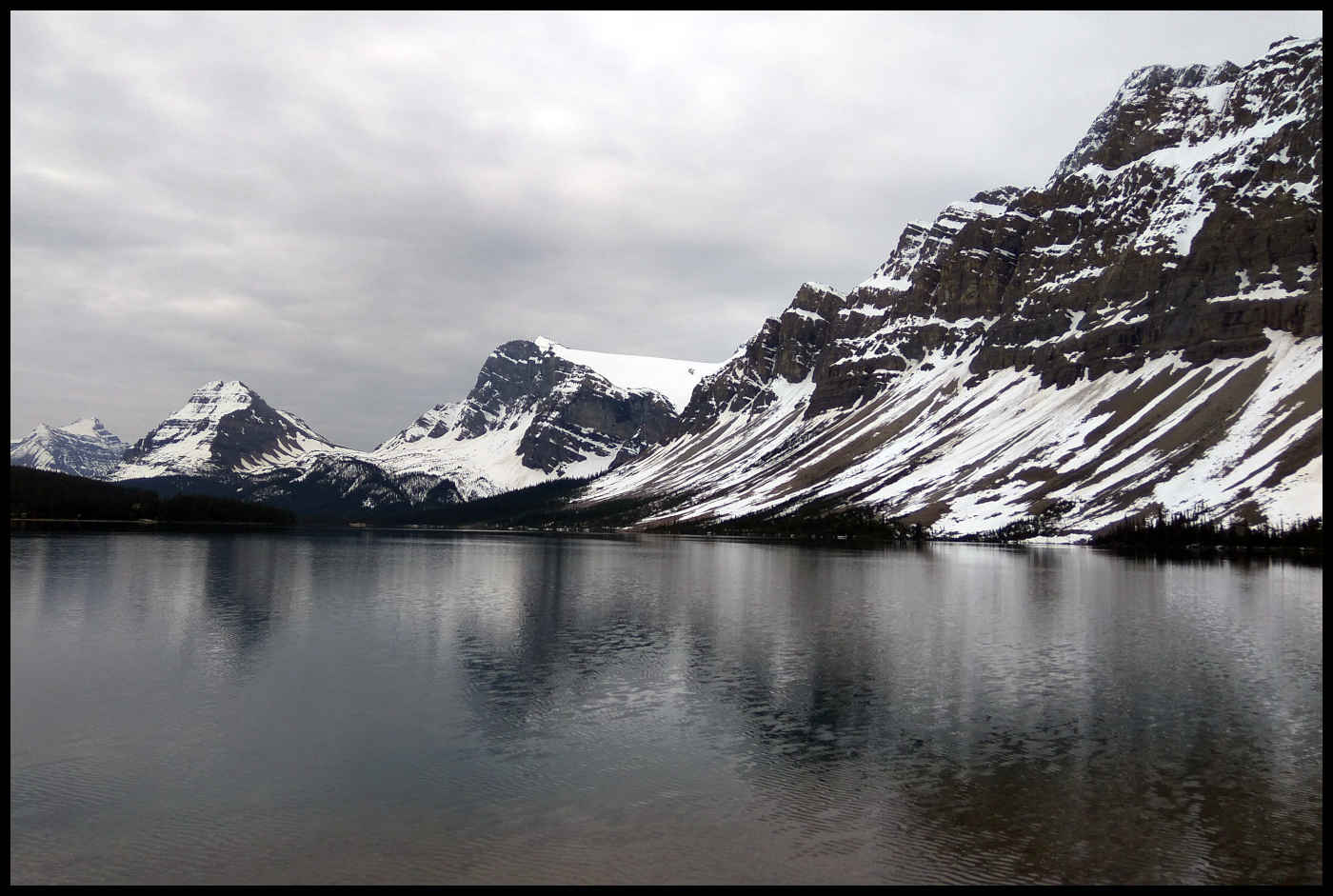 Bow Lake - Crowfoot Glacier